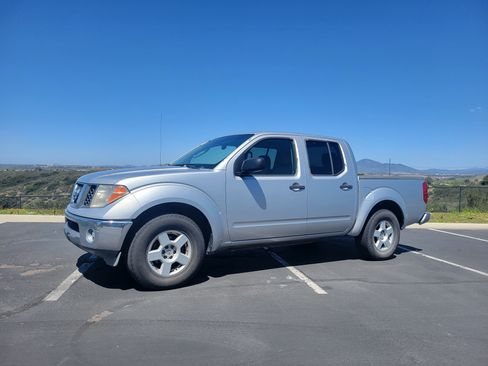 Used 2007 Nissan Frontier SE w/ SE Value Truck Pkg image 1