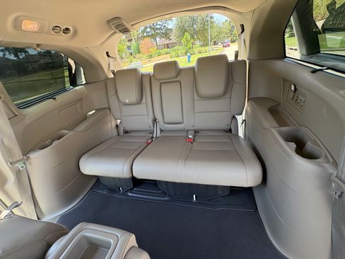 Used 2015 Honda Odyssey Touring image 17