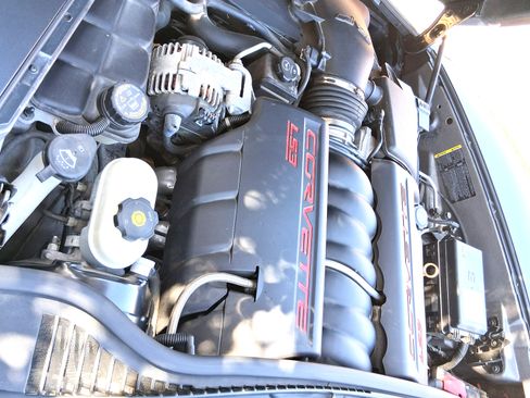 Used 2009 Chevrolet Corvette Coupe w/ Preferred Equipment Group RWD image 12