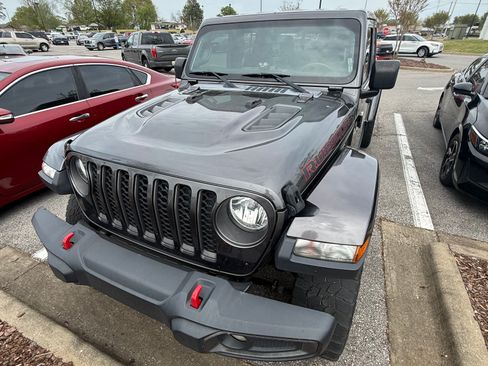 Used 2020 Jeep Gladiator Rubicon image 4