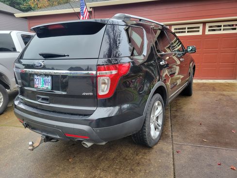 Used 2013 Ford Explorer Limited image 5