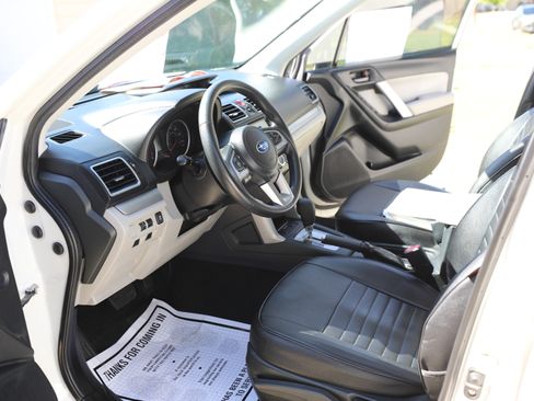 Used 2017 Subaru Forester 2.5i w/ Alloy Wheel Package AWD/4WD image 13