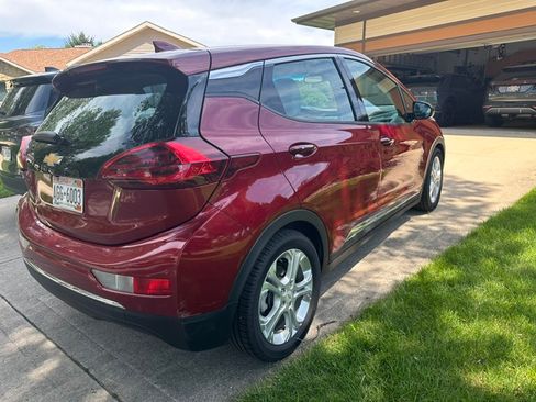 Used 2019 Chevrolet Bolt LT FWD image 5