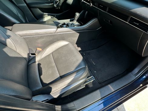 Used 2019 MAZDA MAZDA3 Sedan w/ Select Package image 10