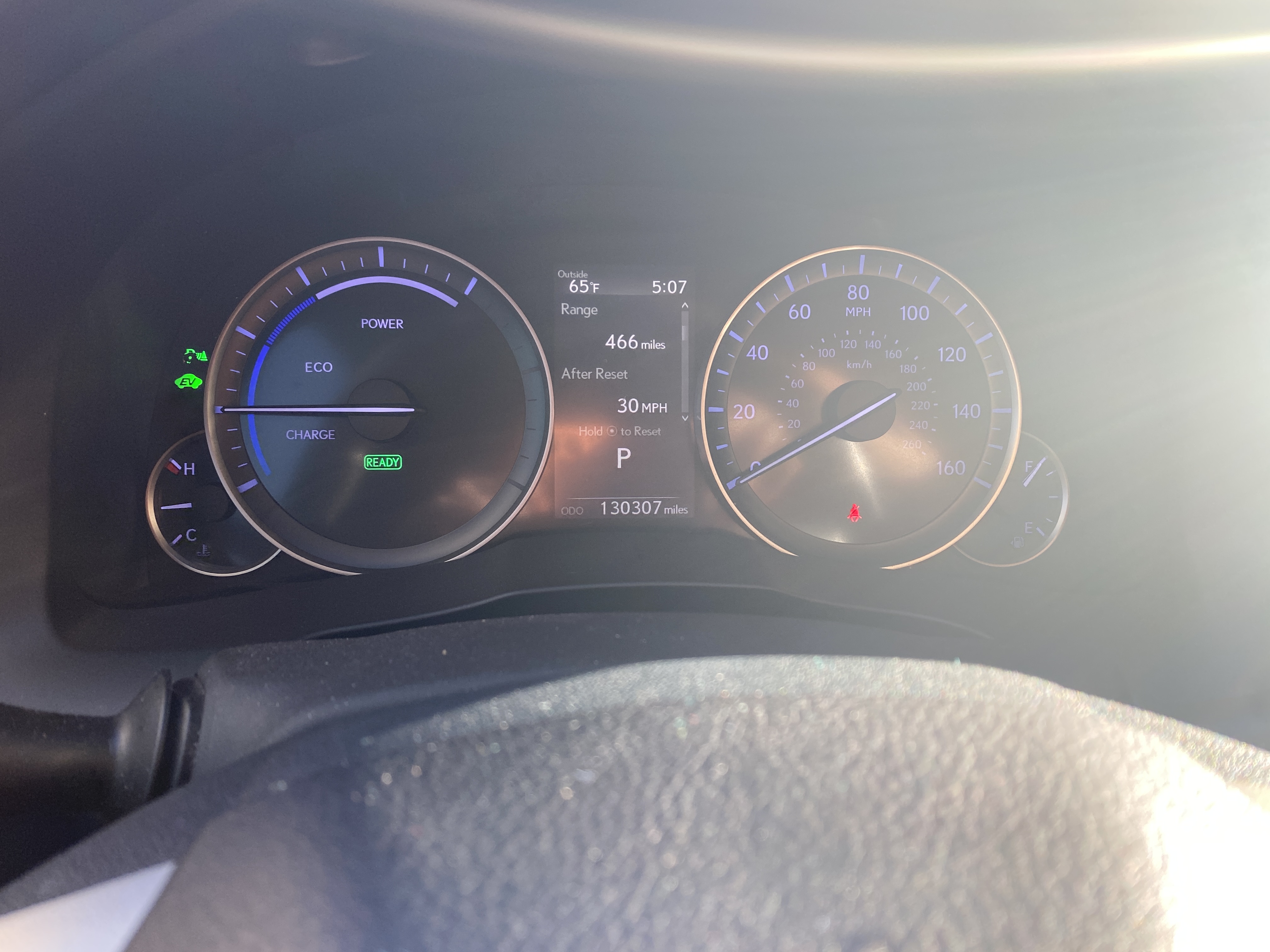 Used 2017 Lexus ES 300h w/ Navigation System Package FWD image 9
