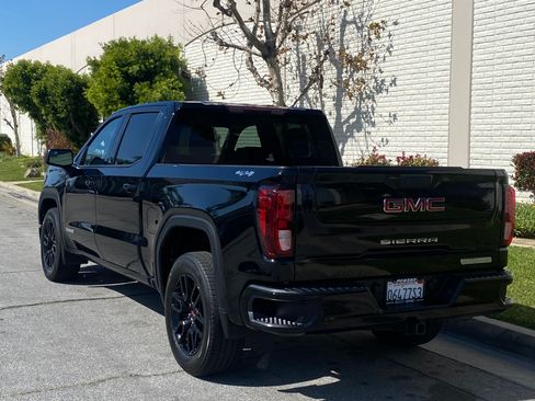 Used 2022 GMC Sierra 1500 Elevation image 9