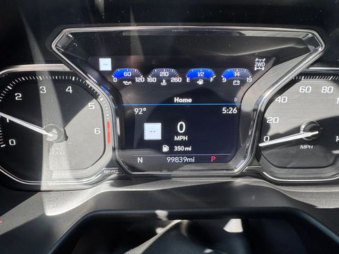 Used 2021 GMC Yukon XL AT4 w/ Rear Media and Nav Package AWD/4WD image 2
