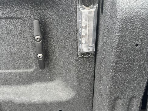 Used 2025 RAM 3500 Big Horn image 25