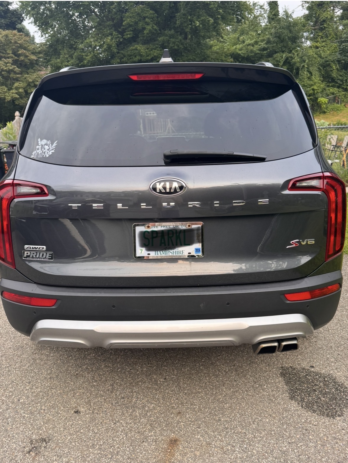 Used 2020 Kia Telluride S AWD/4WD image 2