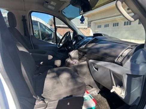 Used 2017 Ford Transit 350 XLT image 8