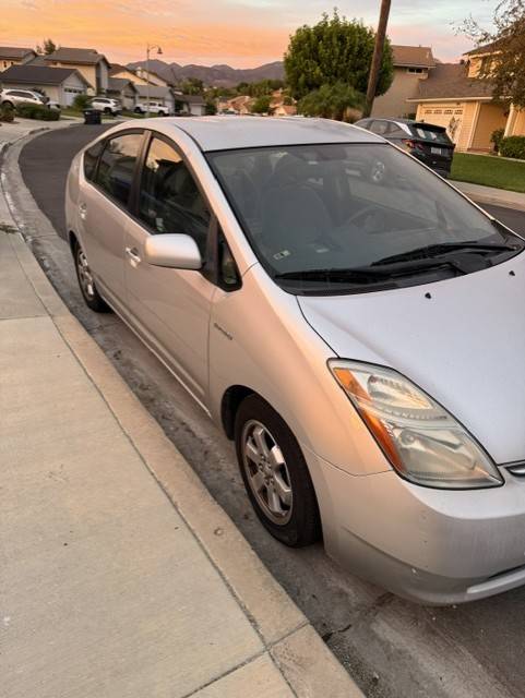 Used 2008 Toyota Prius FWD image 2