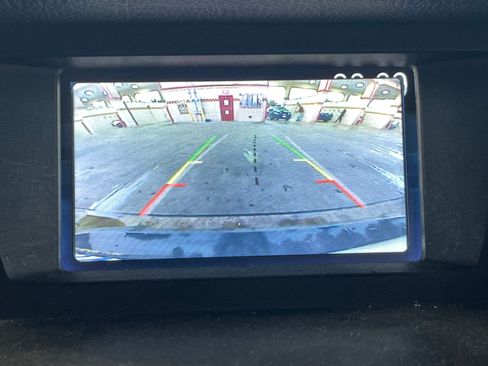 Used 2015 Ford Transit Connect XLT image 24