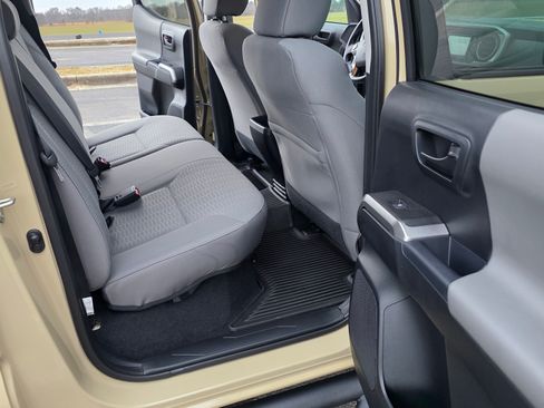 Used 2017 Toyota Tacoma SR5 w/ Tow Package image 24