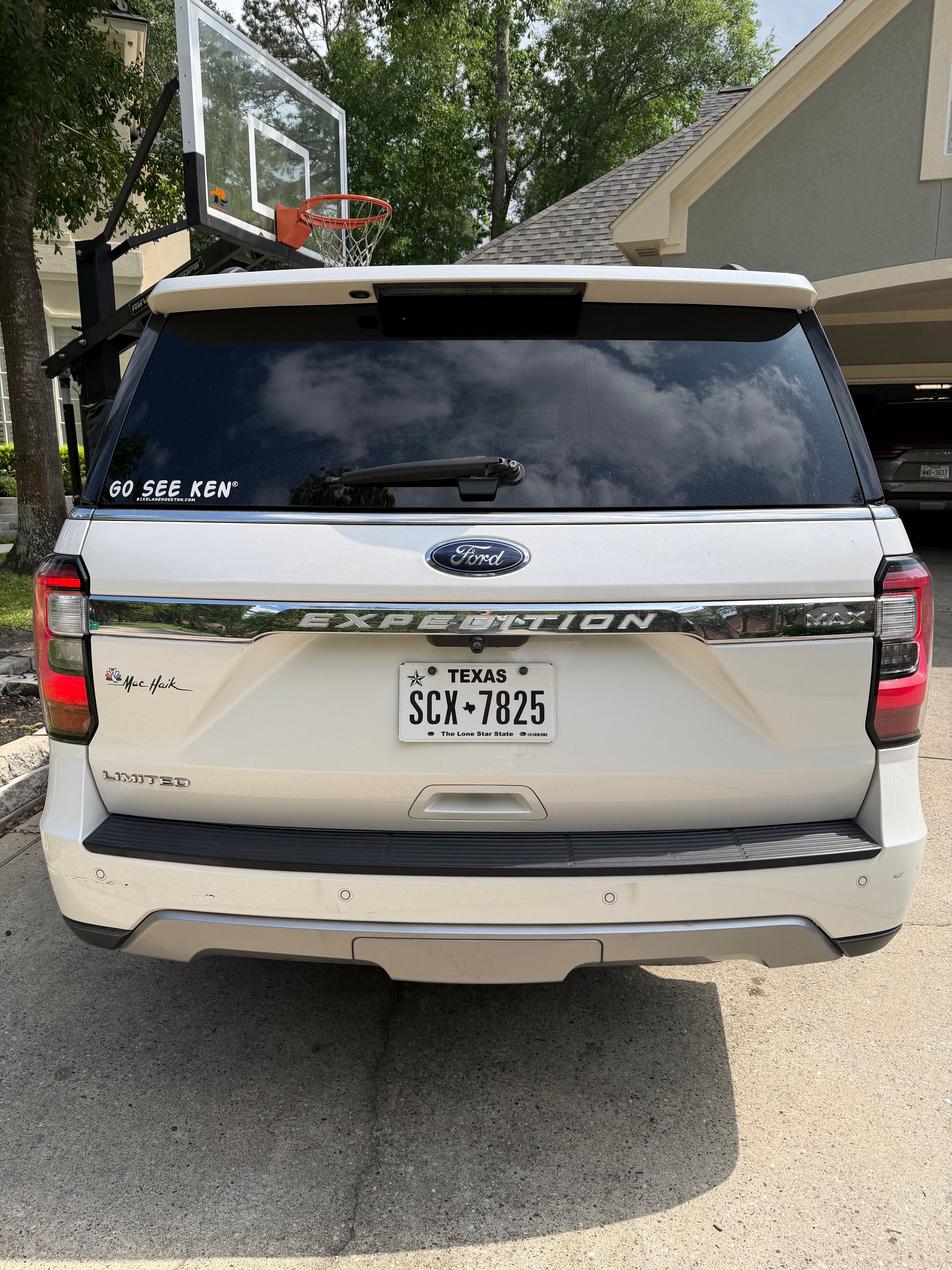 Used 2019 Ford Expedition Max Limited w/ Equipment Group 301A RWD image 5