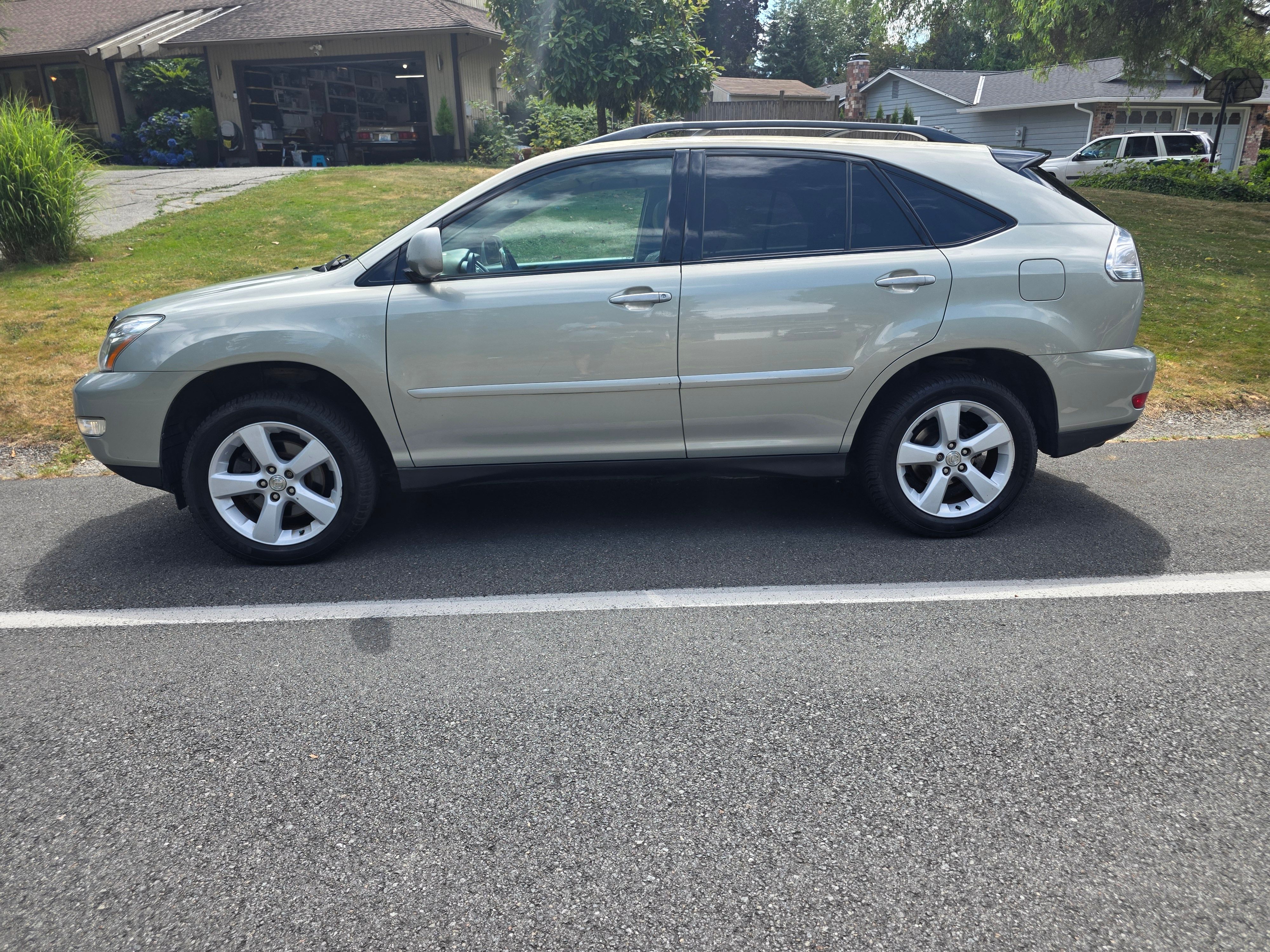 Used 2006 Lexus RX 330 AWD image 12