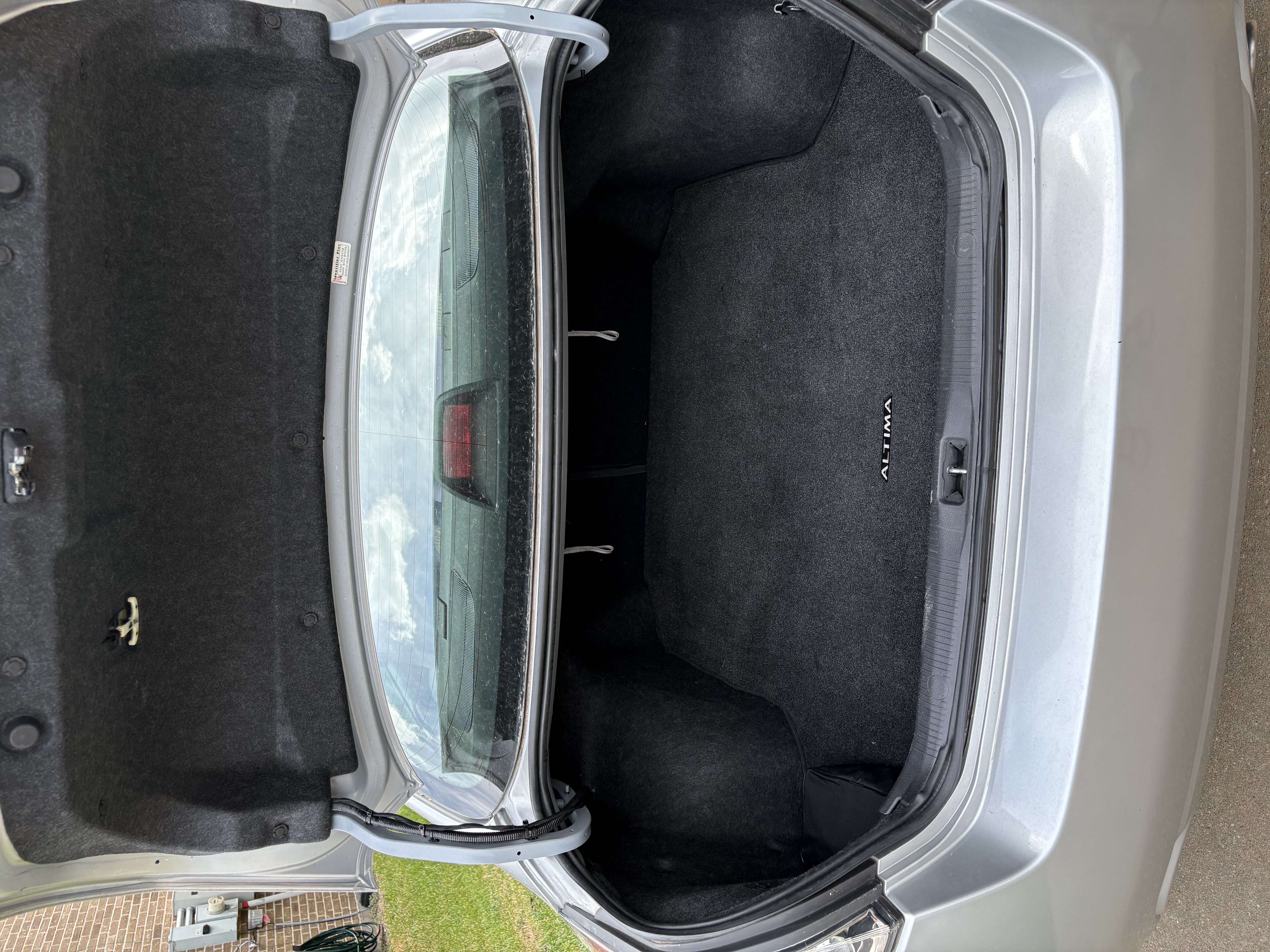 Used 2012 Nissan Altima 2.5 S FWD image 10