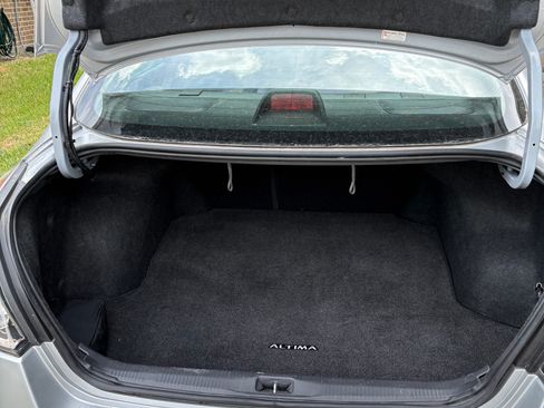 Used 2012 Nissan Altima 2.5 S FWD image 10