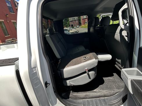 Used 2024 Ford F350 XL w/ 360-Degree Camera Package AWD/4WD image 31