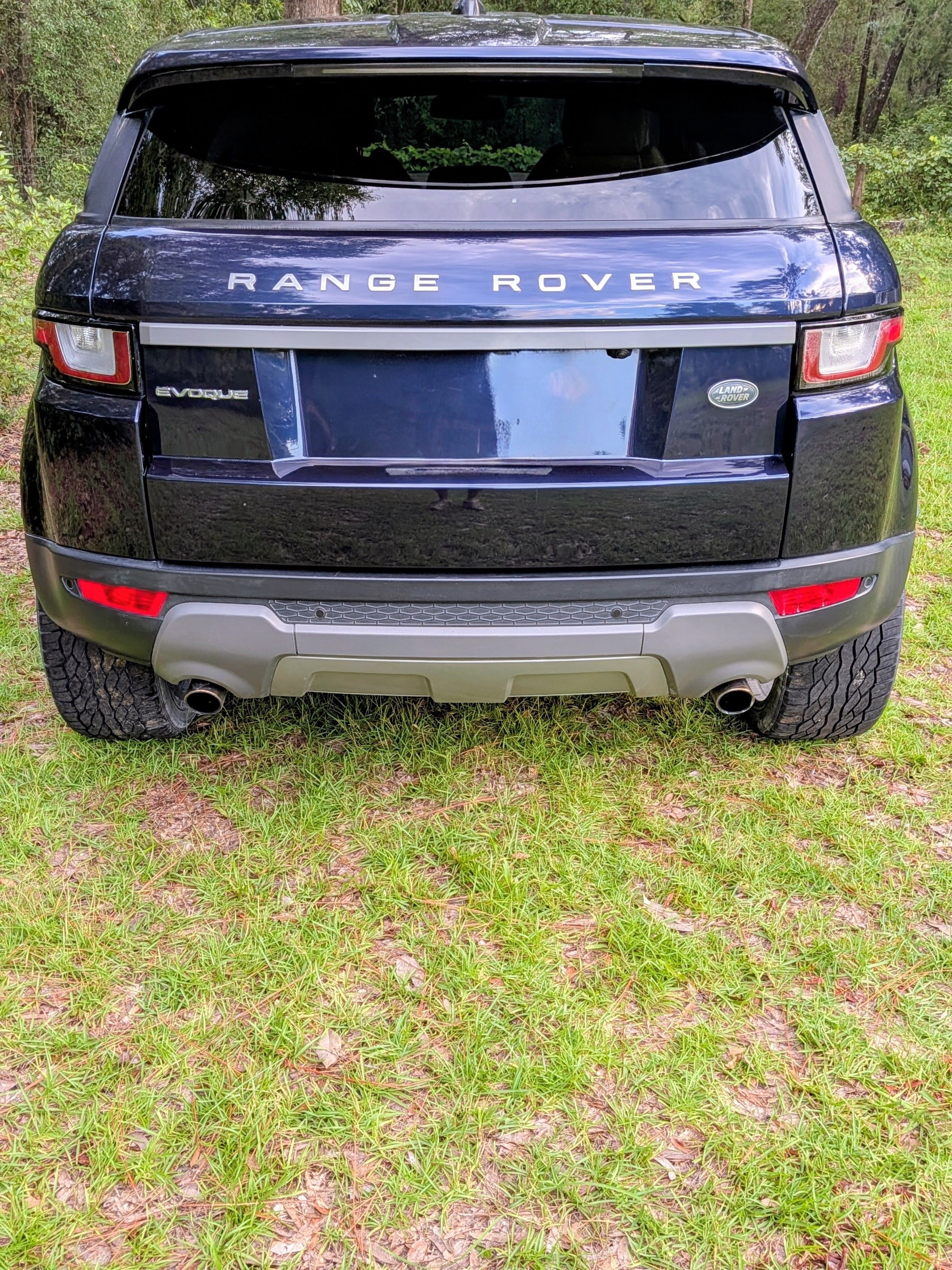 Used 2017 Land Rover Range Rover Evoque SE Premium AWD/4WD image 2
