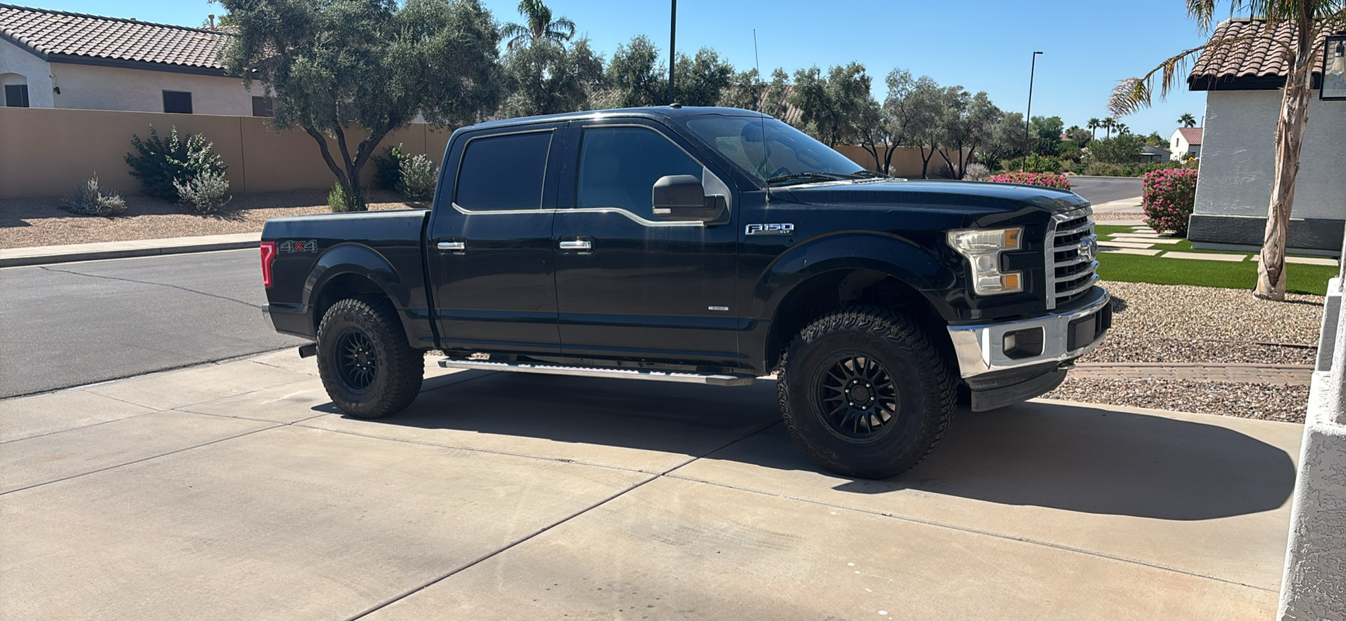 Used 2017 Ford F150 XLT AWD/4WD image 1