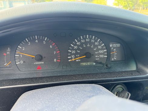 Used 1999 Toyota Tacoma PreRunner w/ Sport Value Pkg image 12