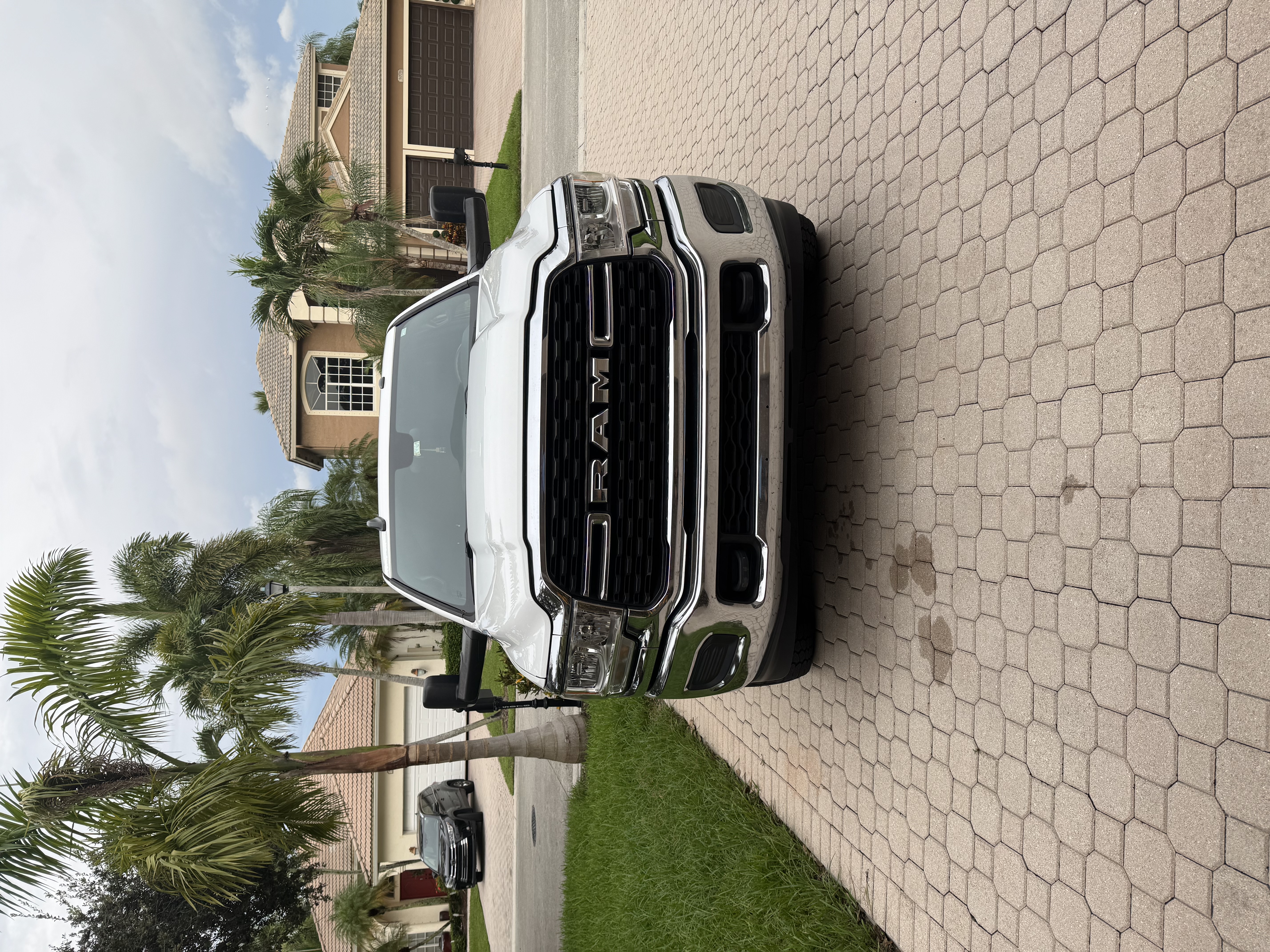 Used 2022 RAM 2500 Big Horn AWD/4WD image 1