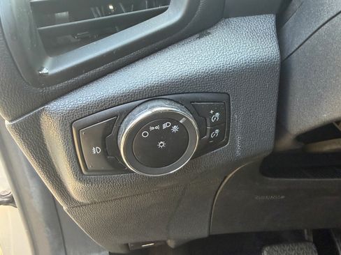 Used 2018 Ford EcoSport SE w/ SE Convenience Package FWD image 14