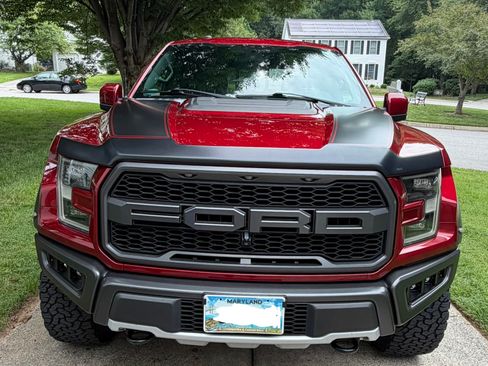 Used 2017 Ford F150 Raptor w/ Equipment Group 802A Luxury AWD/4WD image 4