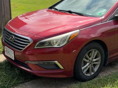 Used 2015 Hyundai Sonata SE image 5
