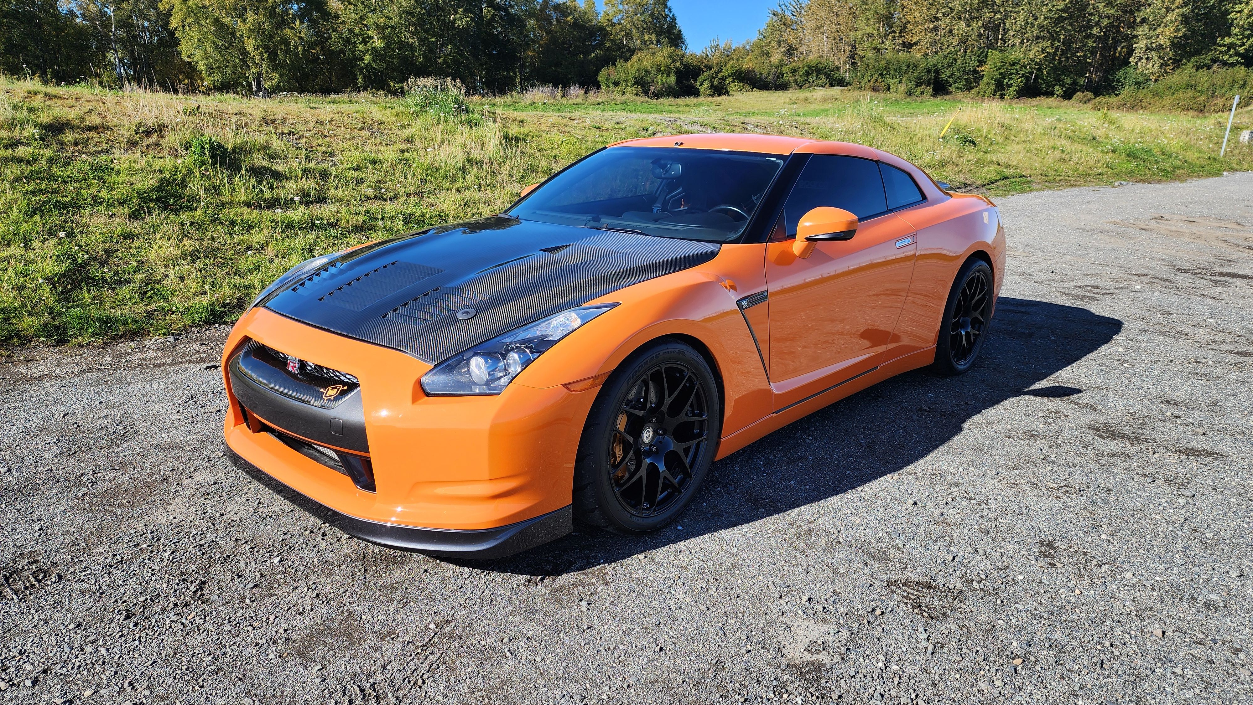 Used 2009 Nissan GT-R Premium AWD/4WD image 1