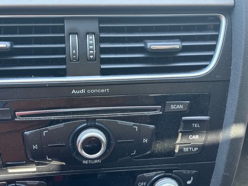 Used 2015 Audi A4 2.0T Premium Plus w/ Premium Plus Package AWD/4WD image 2