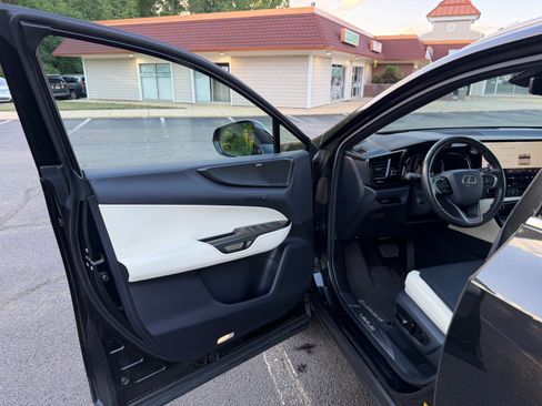 Used 2024 Lexus NX 350 AWD w/ Vision Package image 25