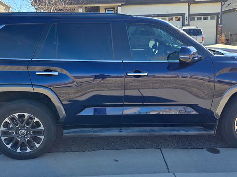 Used 2023 Toyota Sequoia Limited image 6