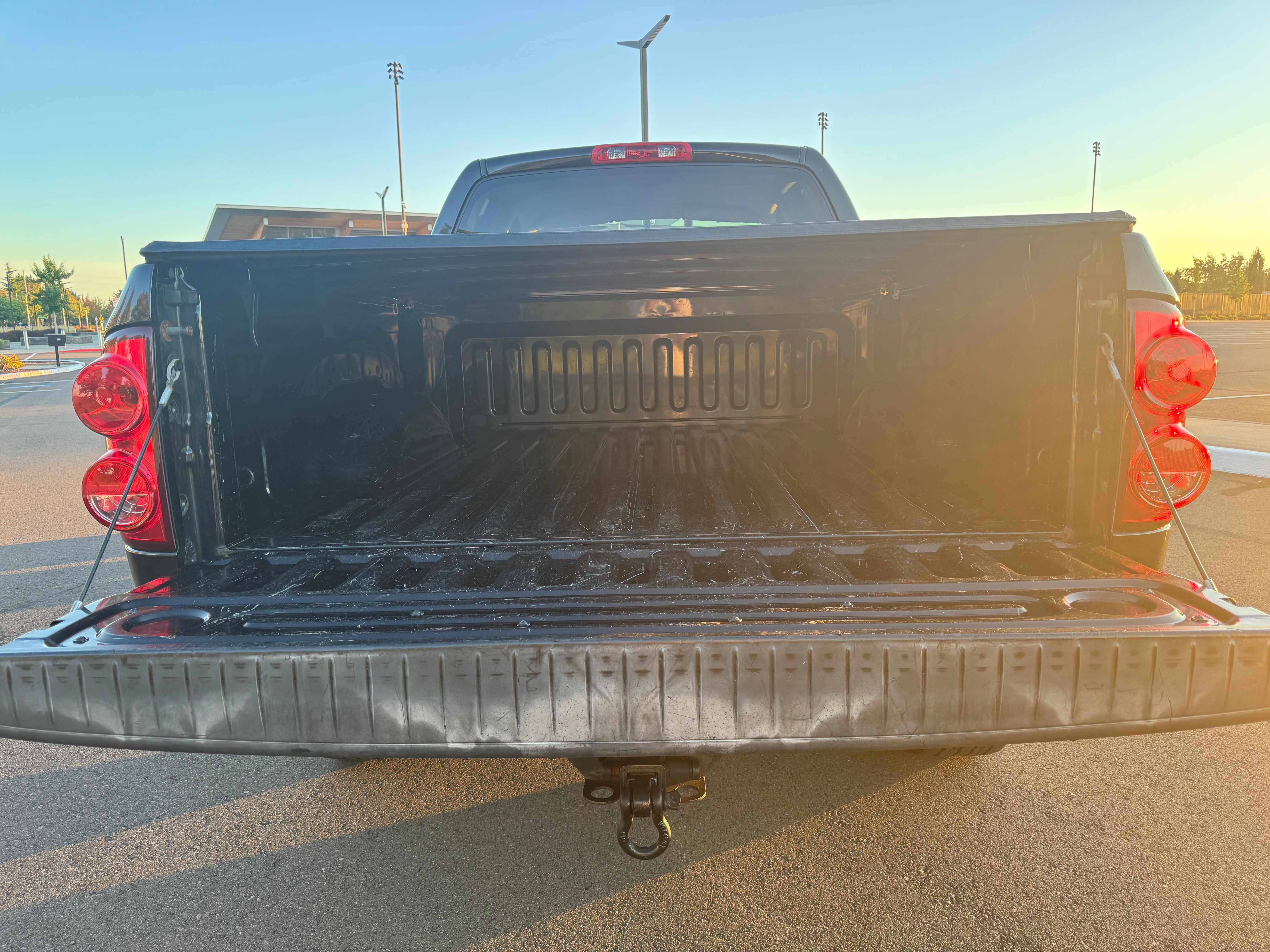 Used 2008 Dodge Ram 1500 Truck ST AWD/4WD image 8