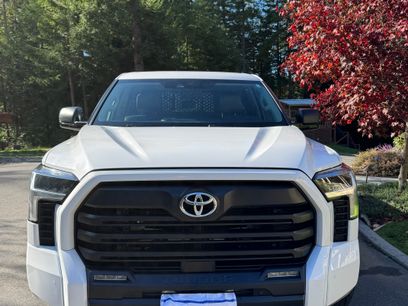 Used 2022 Toyota Tundra SR5 w/ SR5 Premium Package