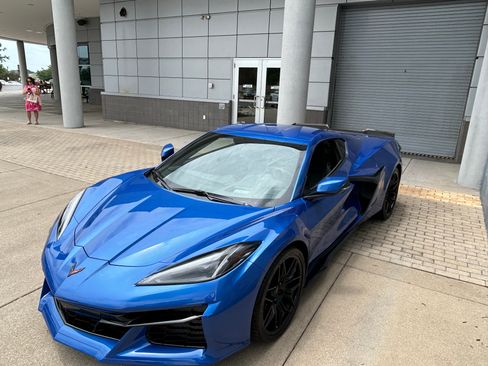 Used 2023 Chevrolet Corvette Z06 image 11