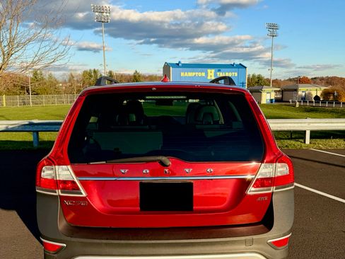 Used 2014 Volvo XC70 3.2 Platinum image 5