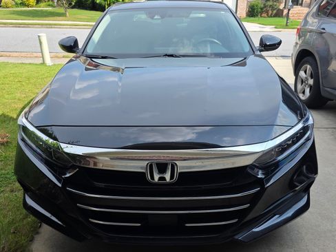 Used 2022 Honda Accord LX image 2
