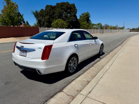 Used 2017 Cadillac CTS Luxury RWD image 8