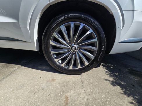 Used 2024 Hyundai Palisade Calligraphy FWD image 6