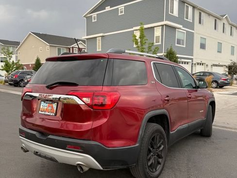 Used 2019 GMC Acadia SLT w/ LPO, Floor Liner Package image 9