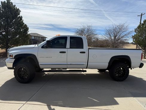 Used 2004 Dodge Ram 2500 Truck SLT w/ Trailer Tow Group image 14