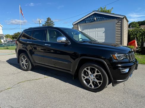 Used 2020 Jeep Grand Cherokee Limited w/ Luxury Group II AWD/4WD image 2