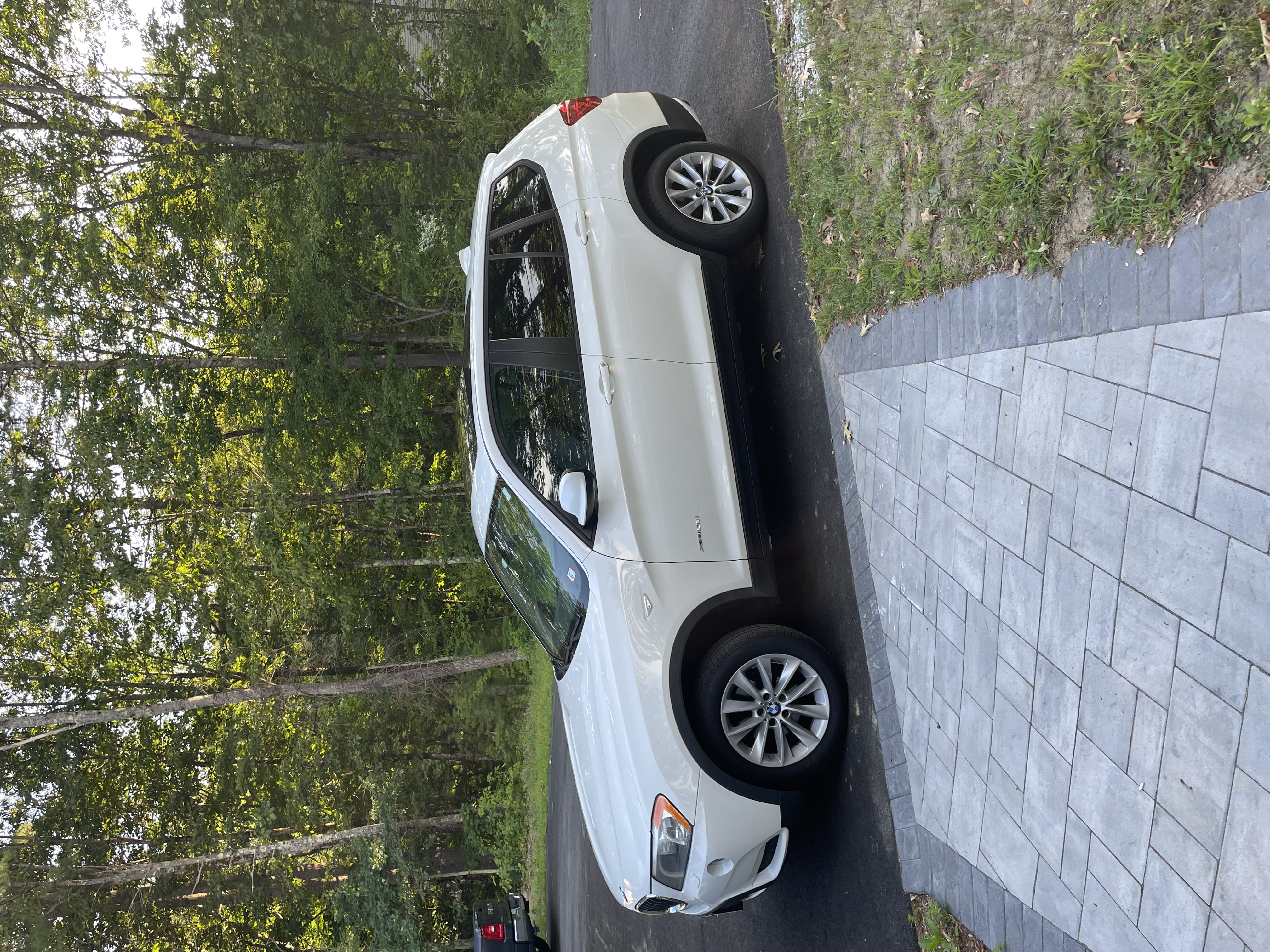 Used 2013 BMW X3 xDrive28i AWD/4WD image 2