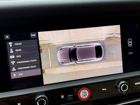 Used 2023 Porsche Macan S image 15