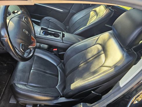 Used 2016 Lincoln MKZ w/ Equipment Group 300A Reserve image 13