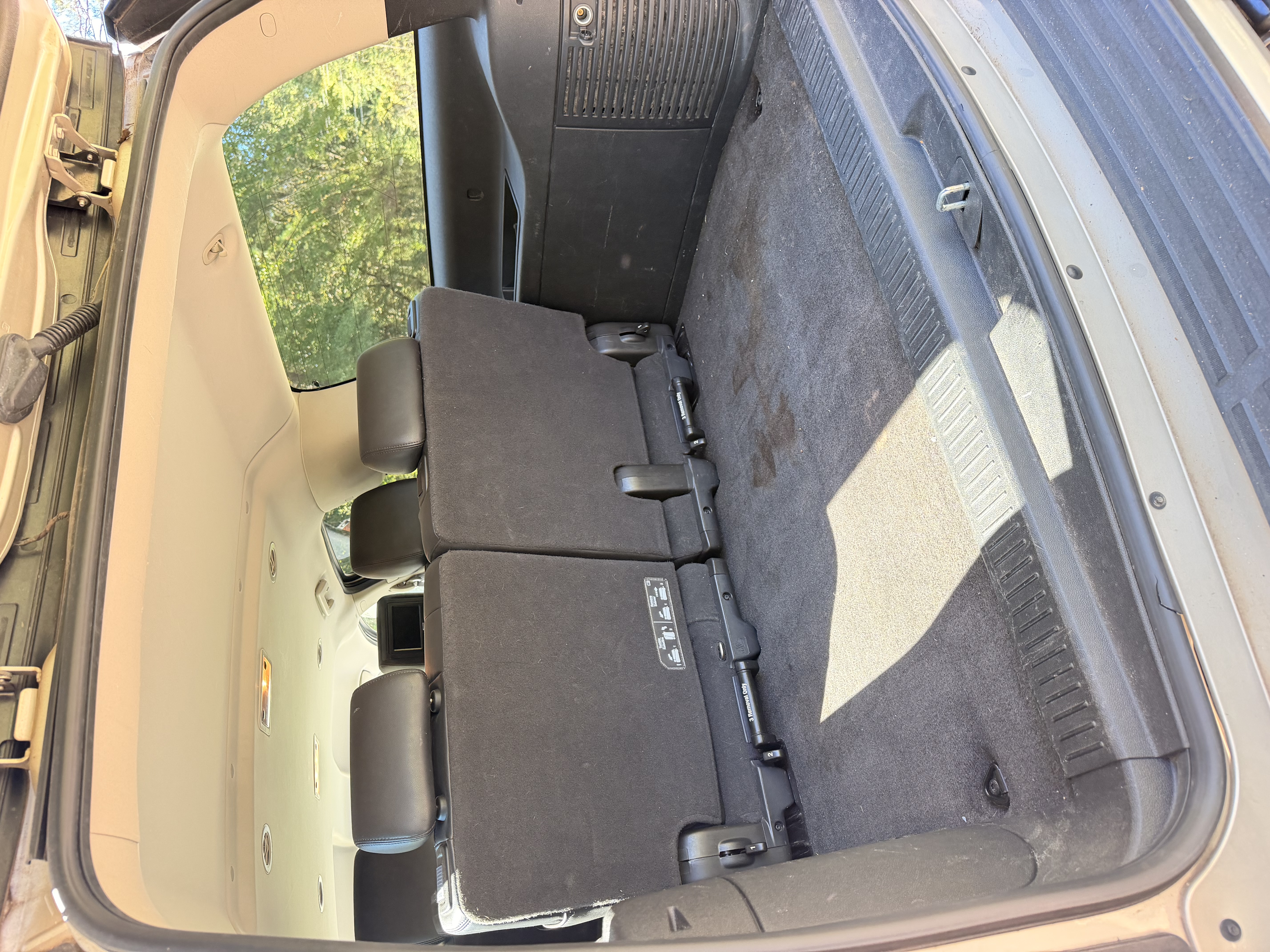 Used 2013 GMC Yukon XL SLT RWD image 22