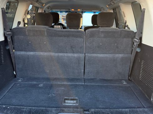 Used 2017 Nissan Armada SV image 23