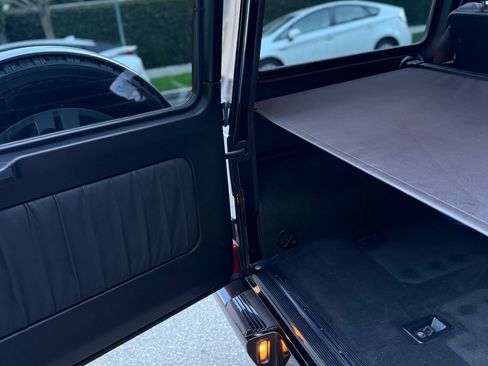 Used 2009 Mercedes-Benz G 550 image 27