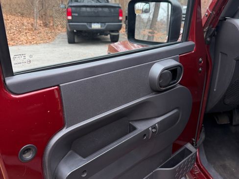 Used 2007 Jeep Wrangler Unlimited Sahara image 20